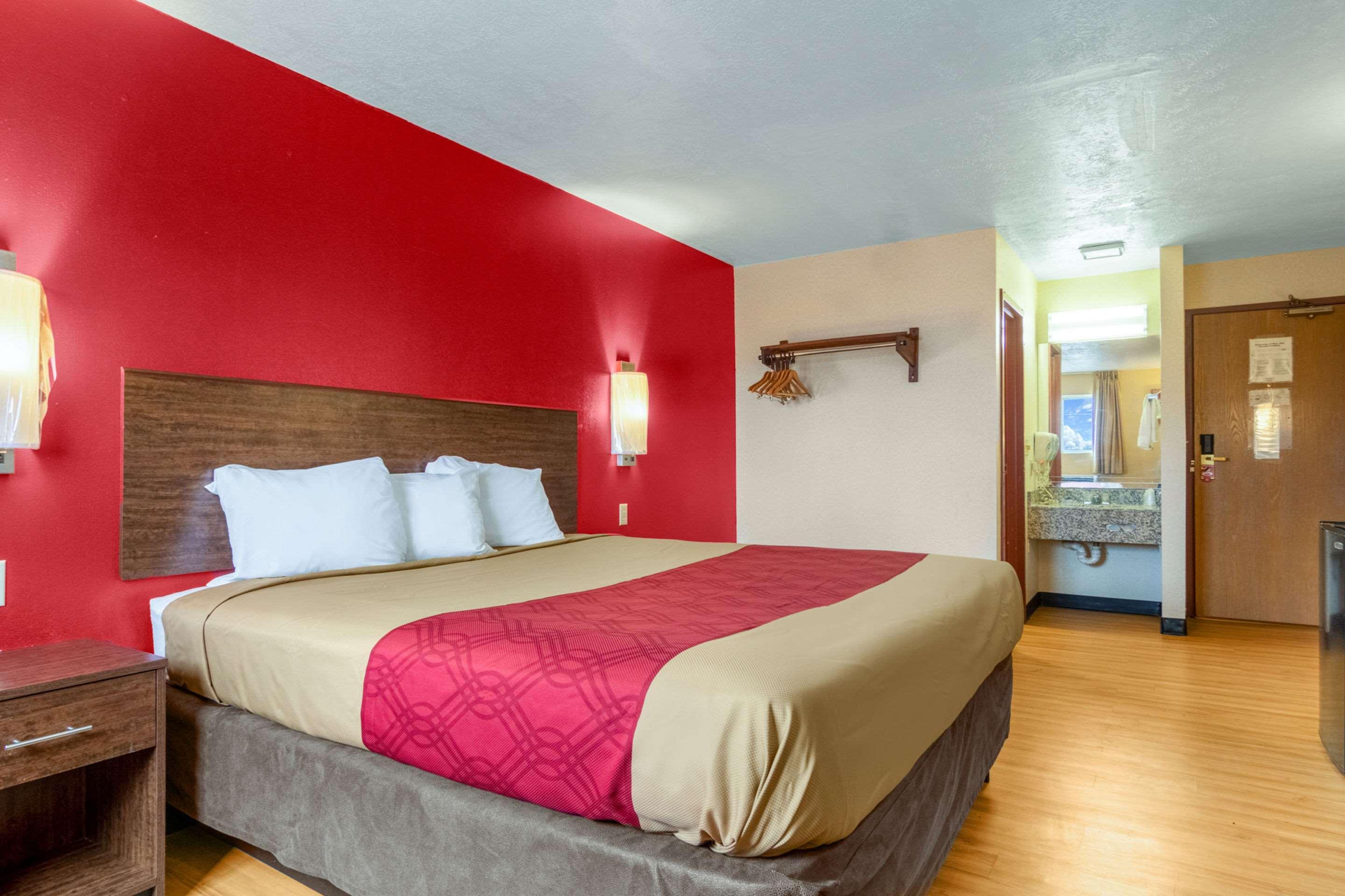 Econo Lodge Кент Экстерьер фото