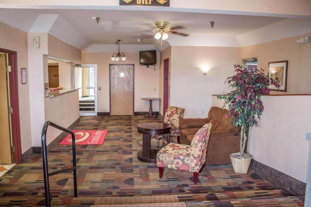 Econo Lodge Кент Экстерьер фото