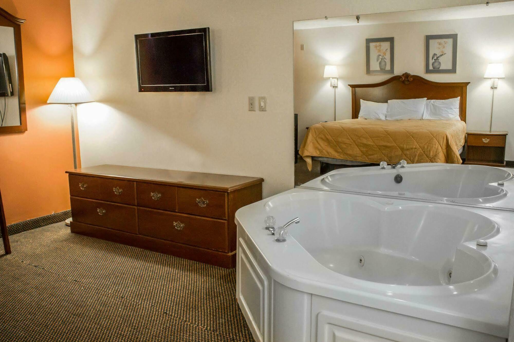 Econo Lodge Кент Экстерьер фото